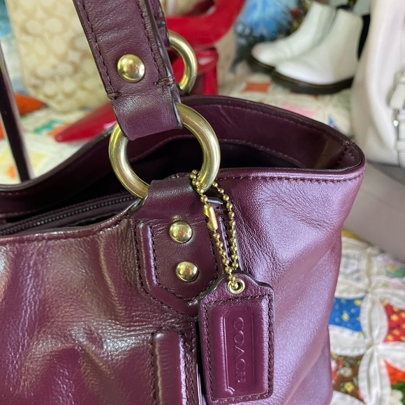 Coach Campbell Belle - Picture 4 of 12